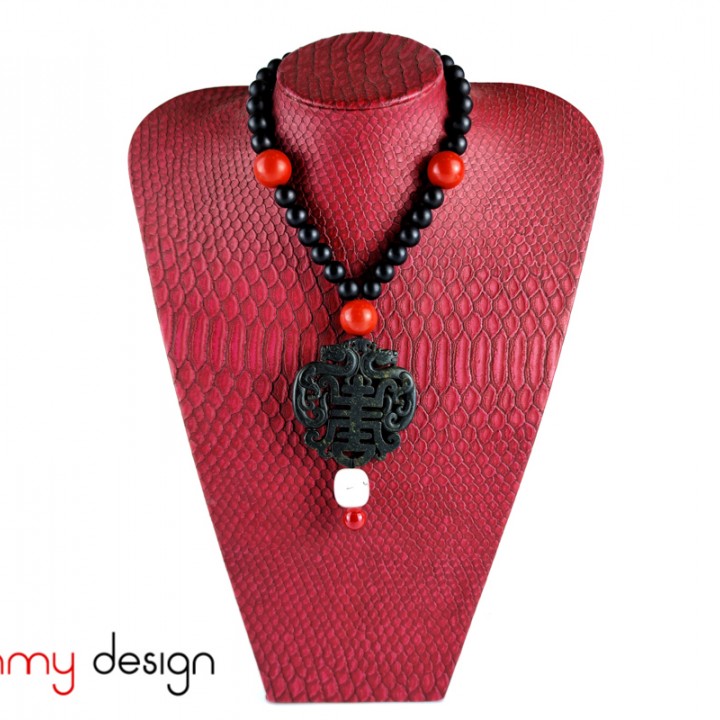 Necklace designed with black marble, red lacquer and onyx